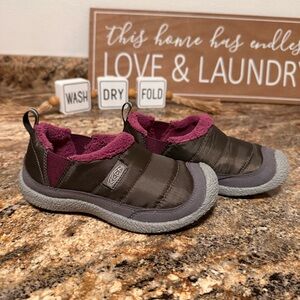 Keen Howser II Girls Slippers